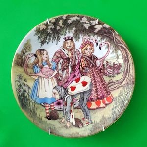 VTG Alice In Wonderland ALICE THE CROQUET GAME Collectors Plate 24K Gold Trim